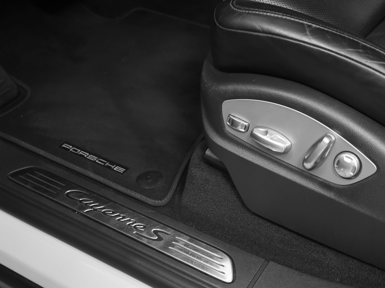 2015 Porsche Cayenne Cayenne S