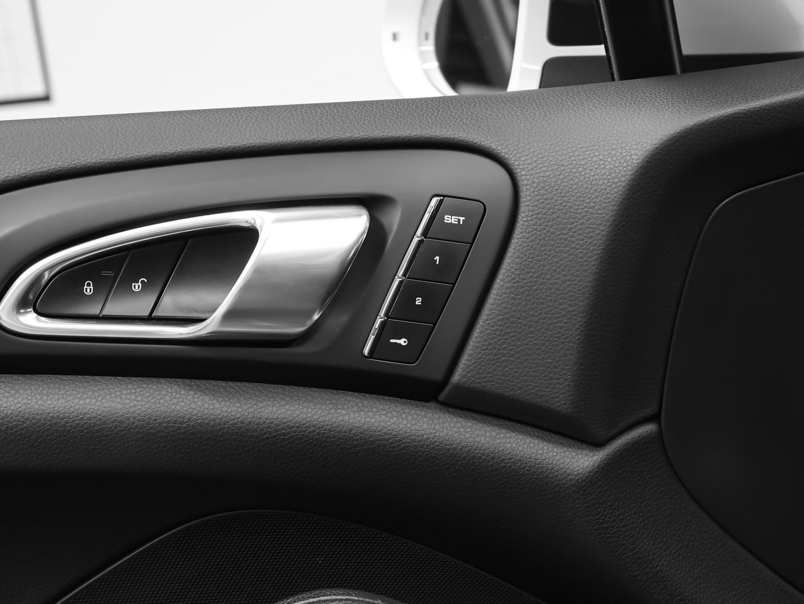2015 Porsche Cayenne Cayenne S