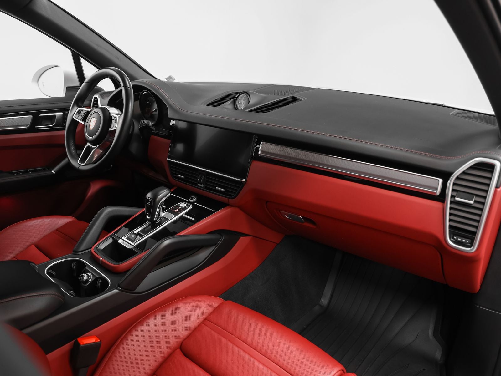 2023 Porsche Cayenne S Platinum Edition