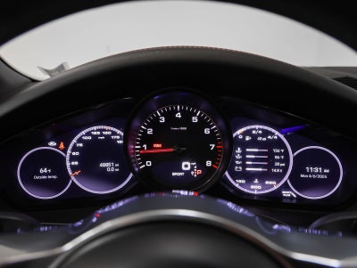 2023 Porsche Cayenne S Platinum Edition