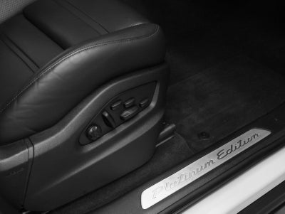 2023 Porsche Cayenne Cayenne S Platinum Edition (MY23)