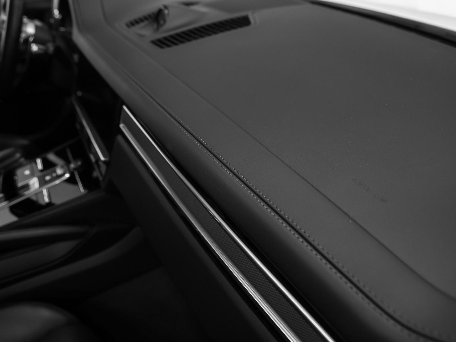 2023 Porsche Cayenne Cayenne S Platinum Edition (MY23)