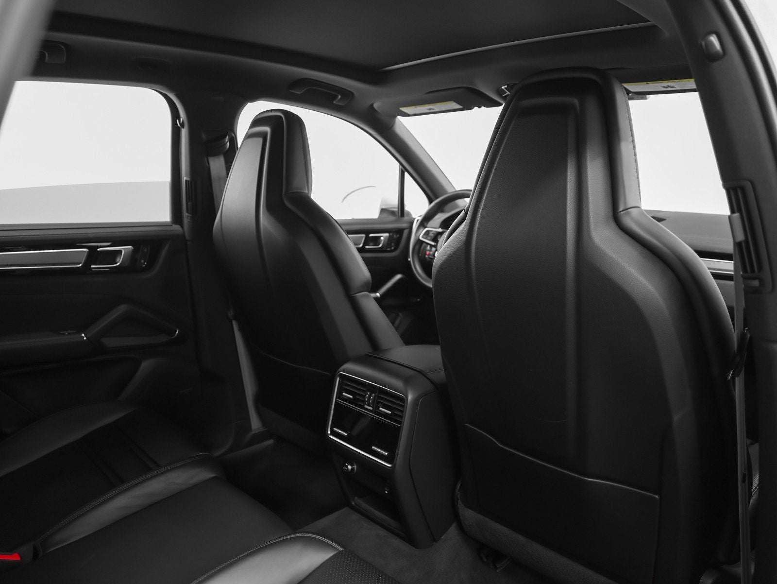 2023 Porsche Cayenne Cayenne S Platinum Edition (MY23)