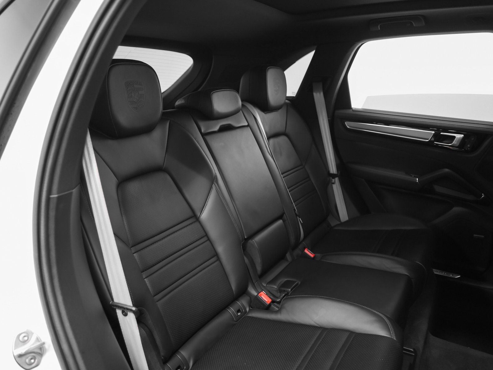 2023 Porsche Cayenne Cayenne S Platinum Edition (MY23)