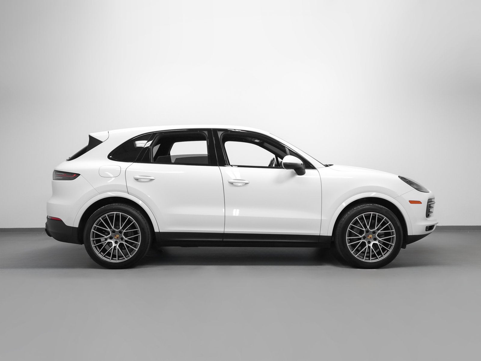 2023 Porsche Cayenne Cayenne S Platinum Edition