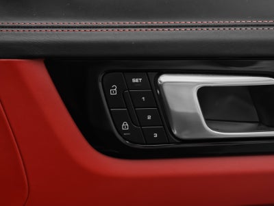2023 Porsche Cayenne Cayenne S Platinum Edition