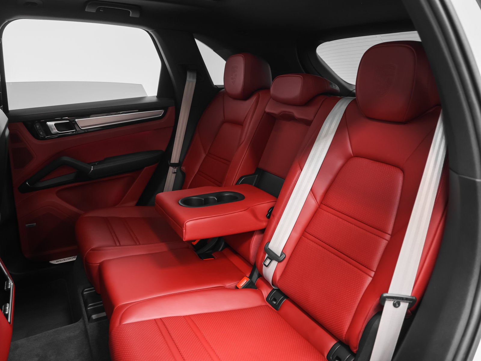 2023 Porsche Cayenne Cayenne S Platinum Edition