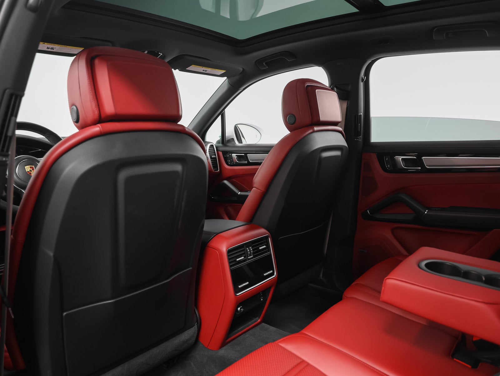 2023 Porsche Cayenne Cayenne S Platinum Edition