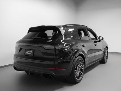 2023 Porsche Cayenne S Platinum Edition