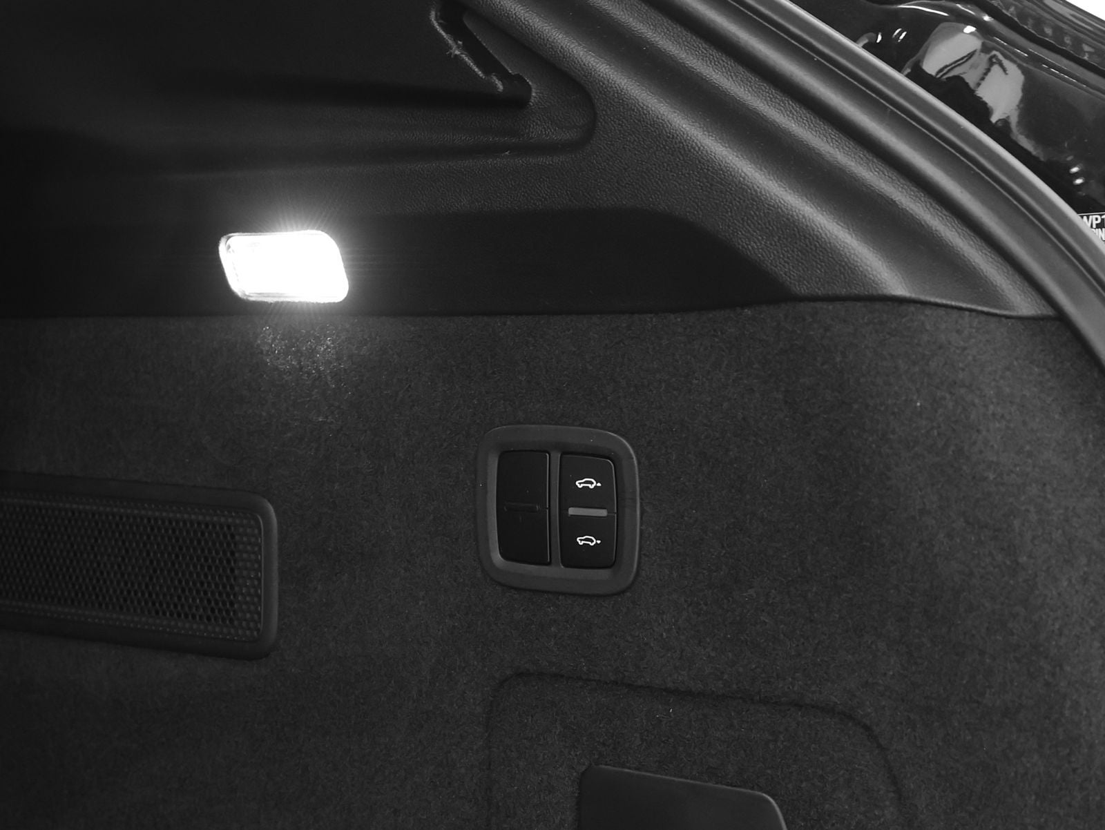2023 Porsche Cayenne S Platinum Edition