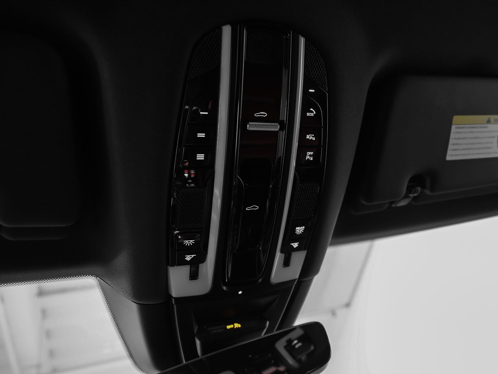 2023 Porsche Cayenne S Platinum Edition