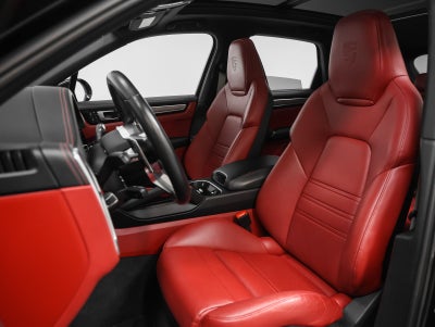 2023 Porsche Cayenne S Platinum Edition