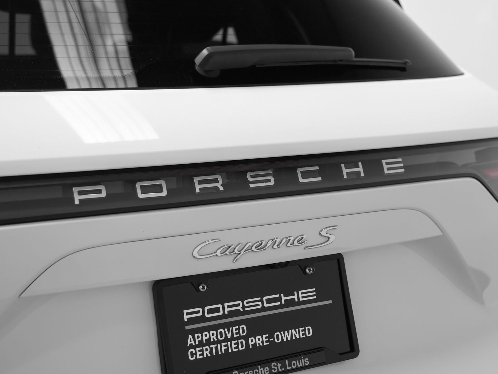2023 Porsche Cayenne S