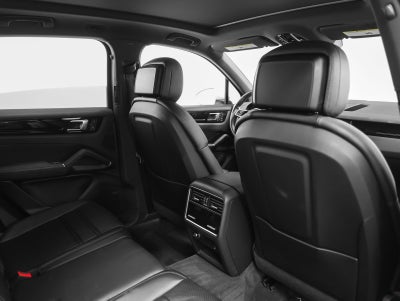 2023 Porsche Cayenne S