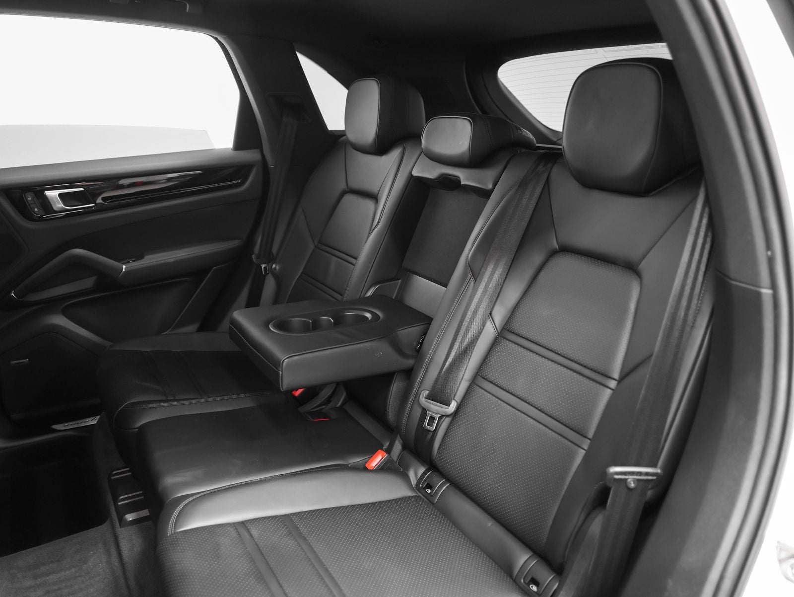 2023 Porsche Cayenne S
