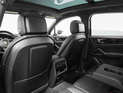 2023 Porsche Cayenne S