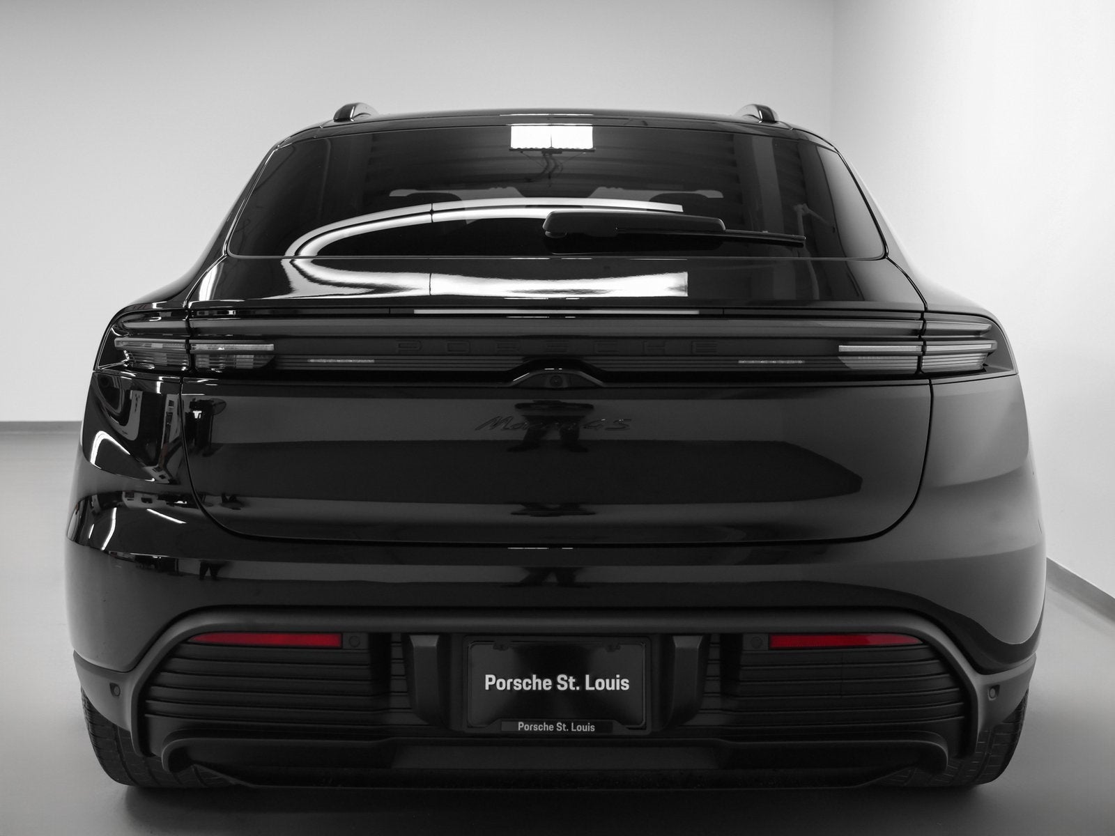 2025 Porsche Macan Macan 4S Electric