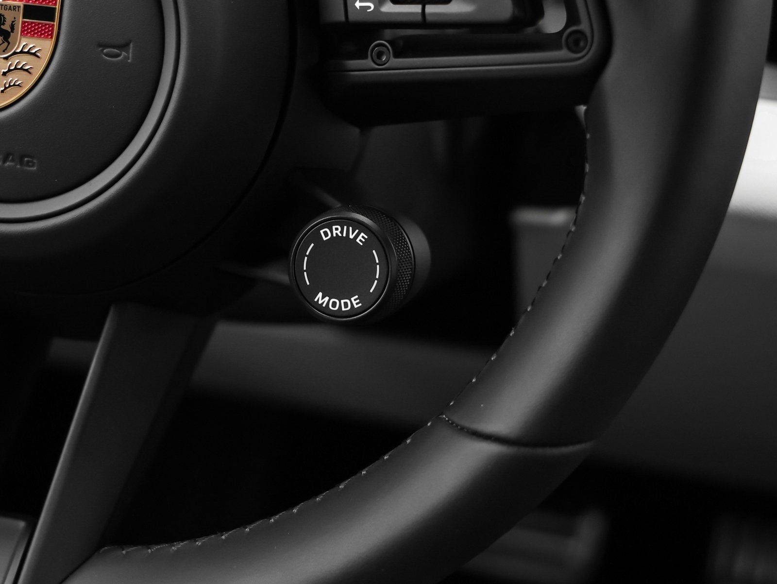 2025 Porsche Macan Macan 4S Electric