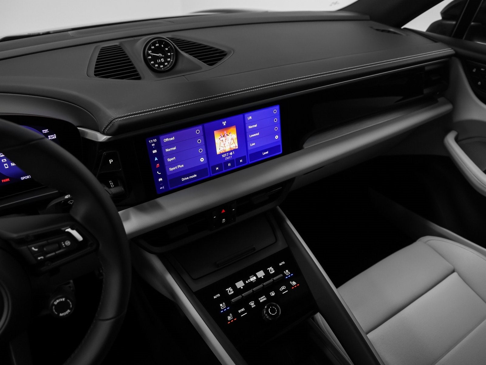 2025 Porsche Macan Macan 4S Electric