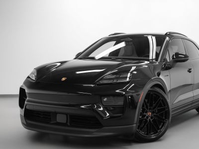 2025 Porsche Macan Macan 4S Electric