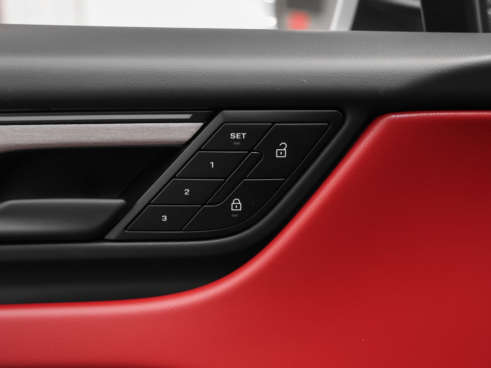 2025 Porsche Macan Macan 4S Electric