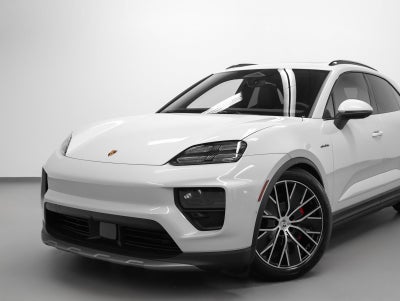 2025 Porsche Macan Macan 4S Electric