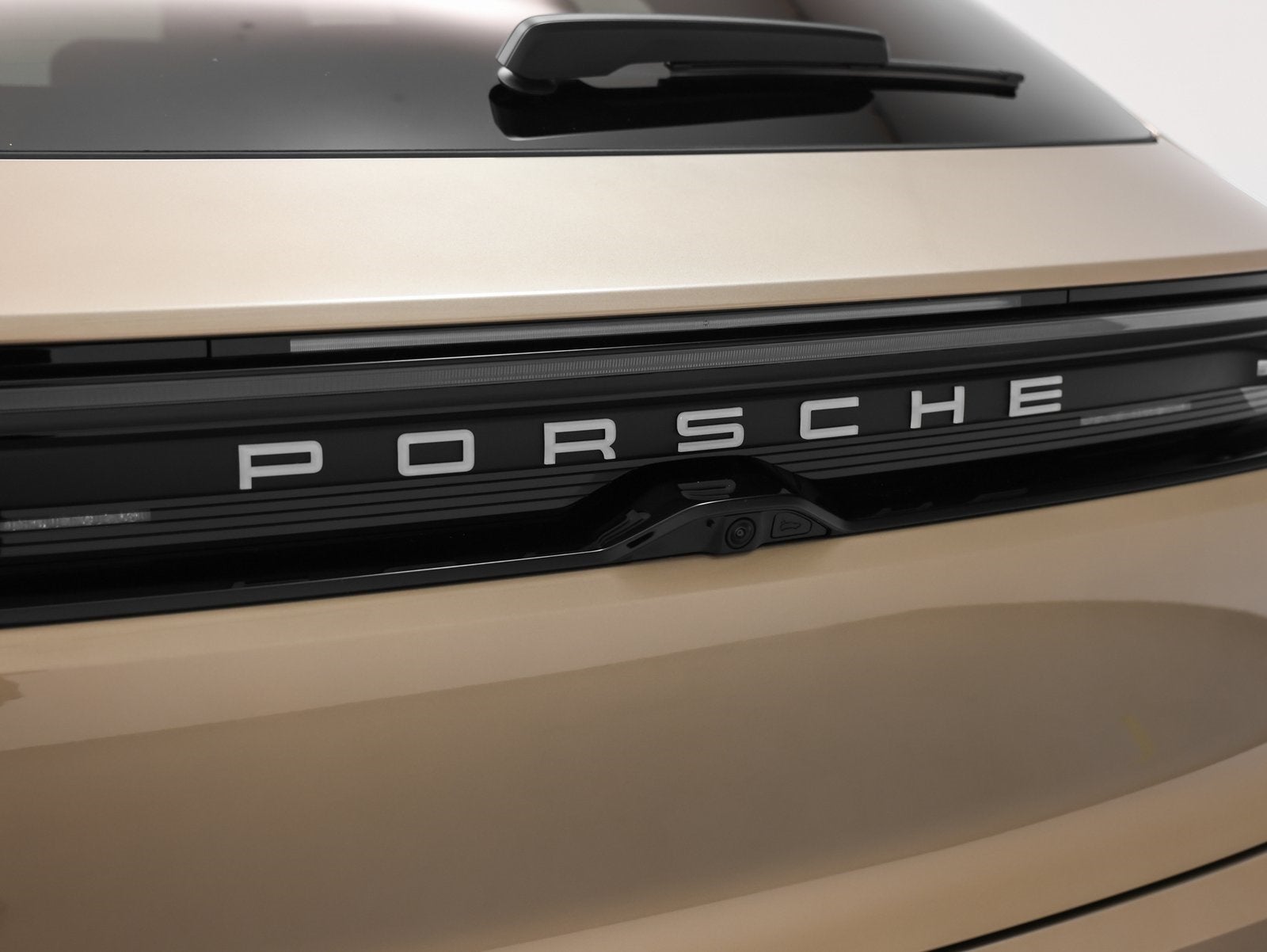 2025 Porsche Macan Macan 4S Electric
