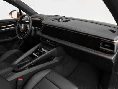 2025 Porsche Macan Macan 4S Electric