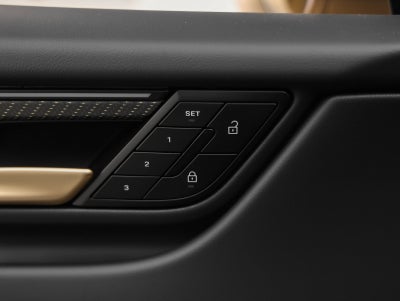 2025 Porsche Macan Macan 4S Electric