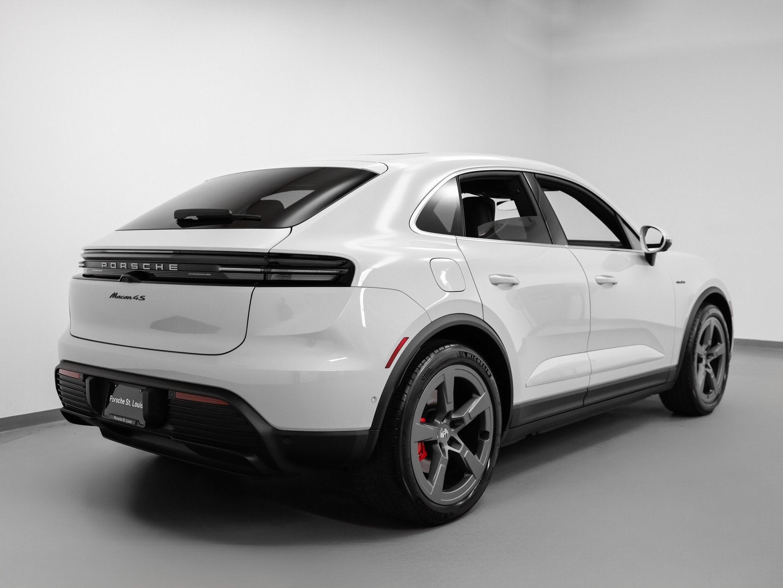 2025 Porsche Macan Macan 4S Electric
