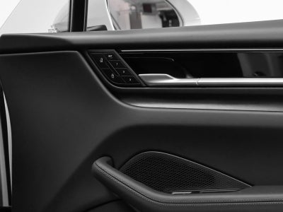 2025 Porsche Macan Macan 4S Electric