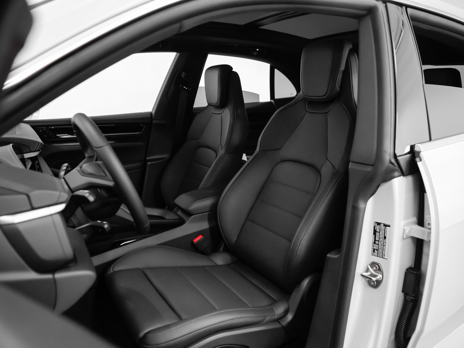 2025 Porsche Macan Macan 4S Electric