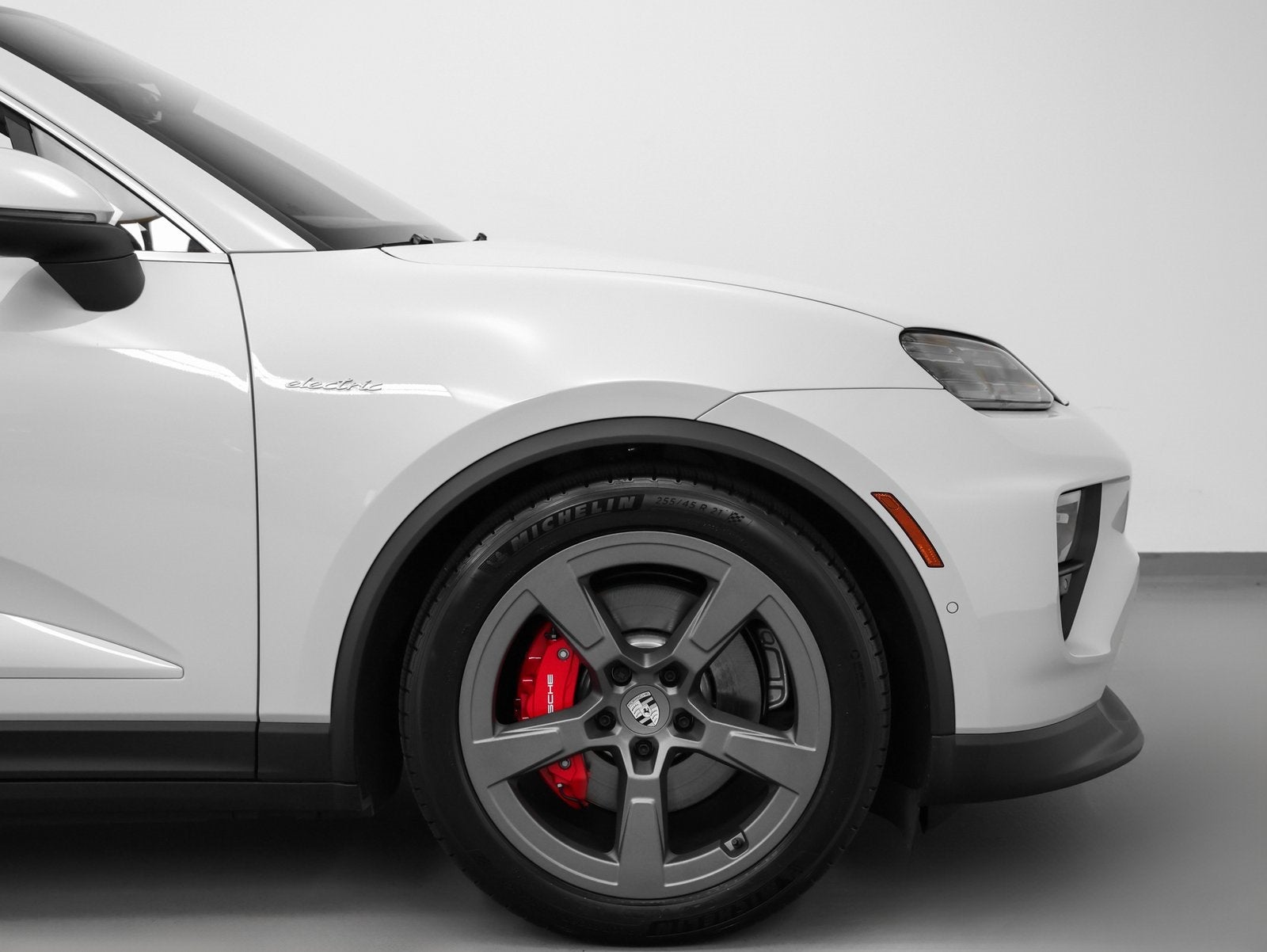 2025 Porsche Macan Macan 4S Electric