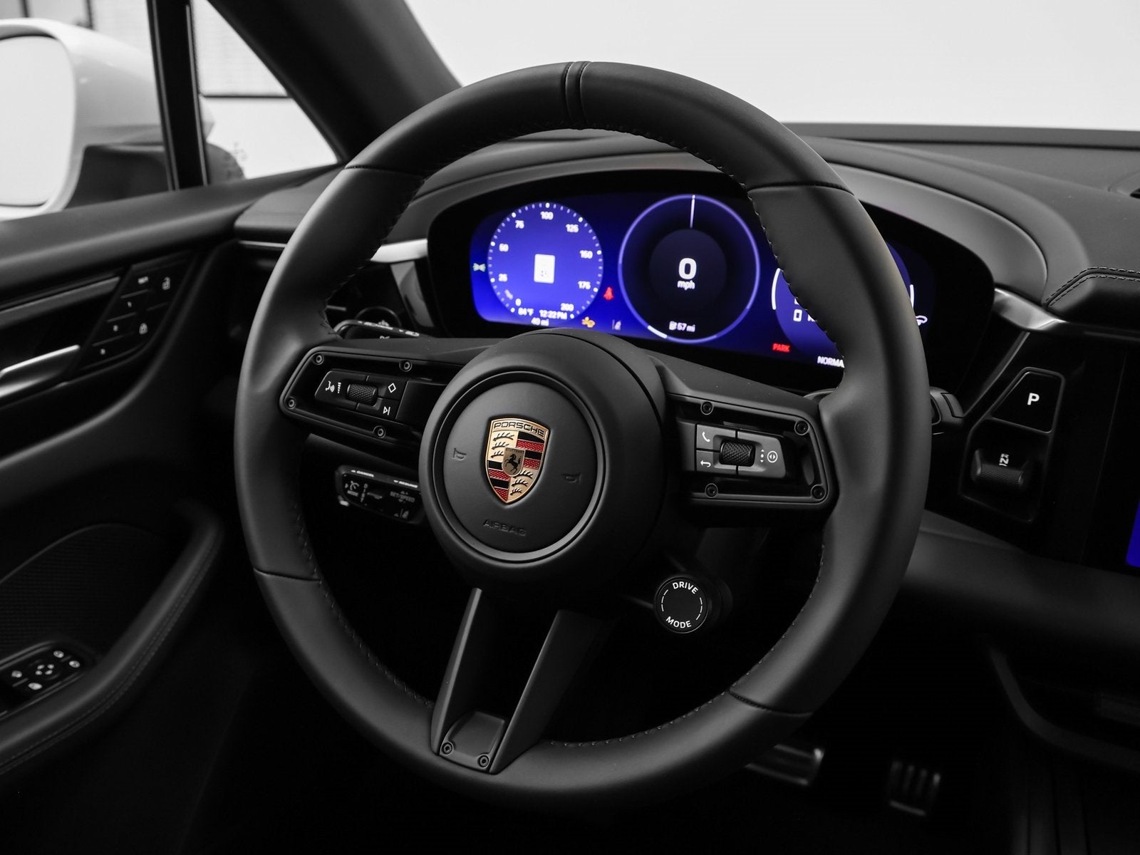 2025 Porsche Macan Macan 4S Electric