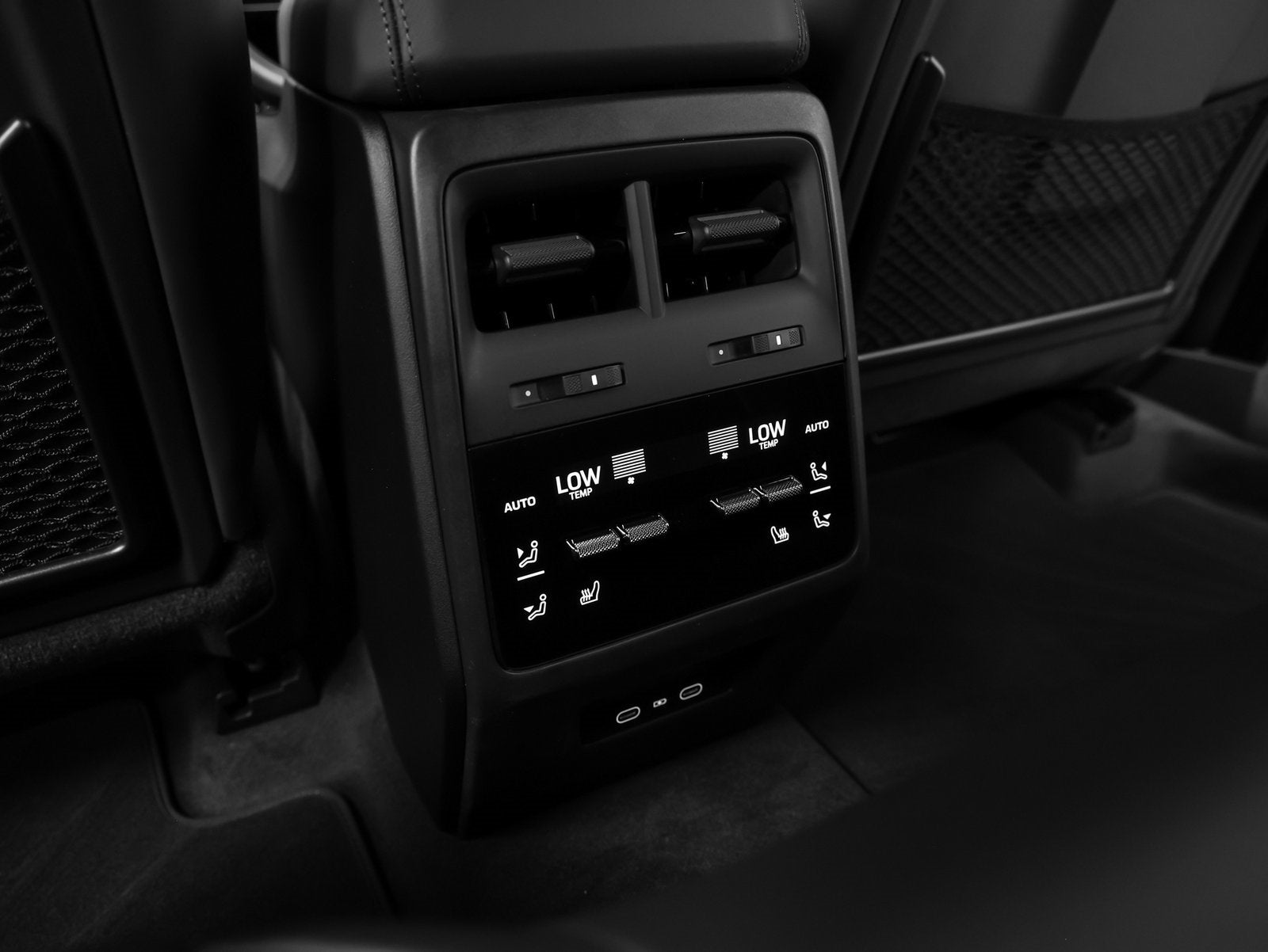 2025 Porsche Macan Macan 4S Electric