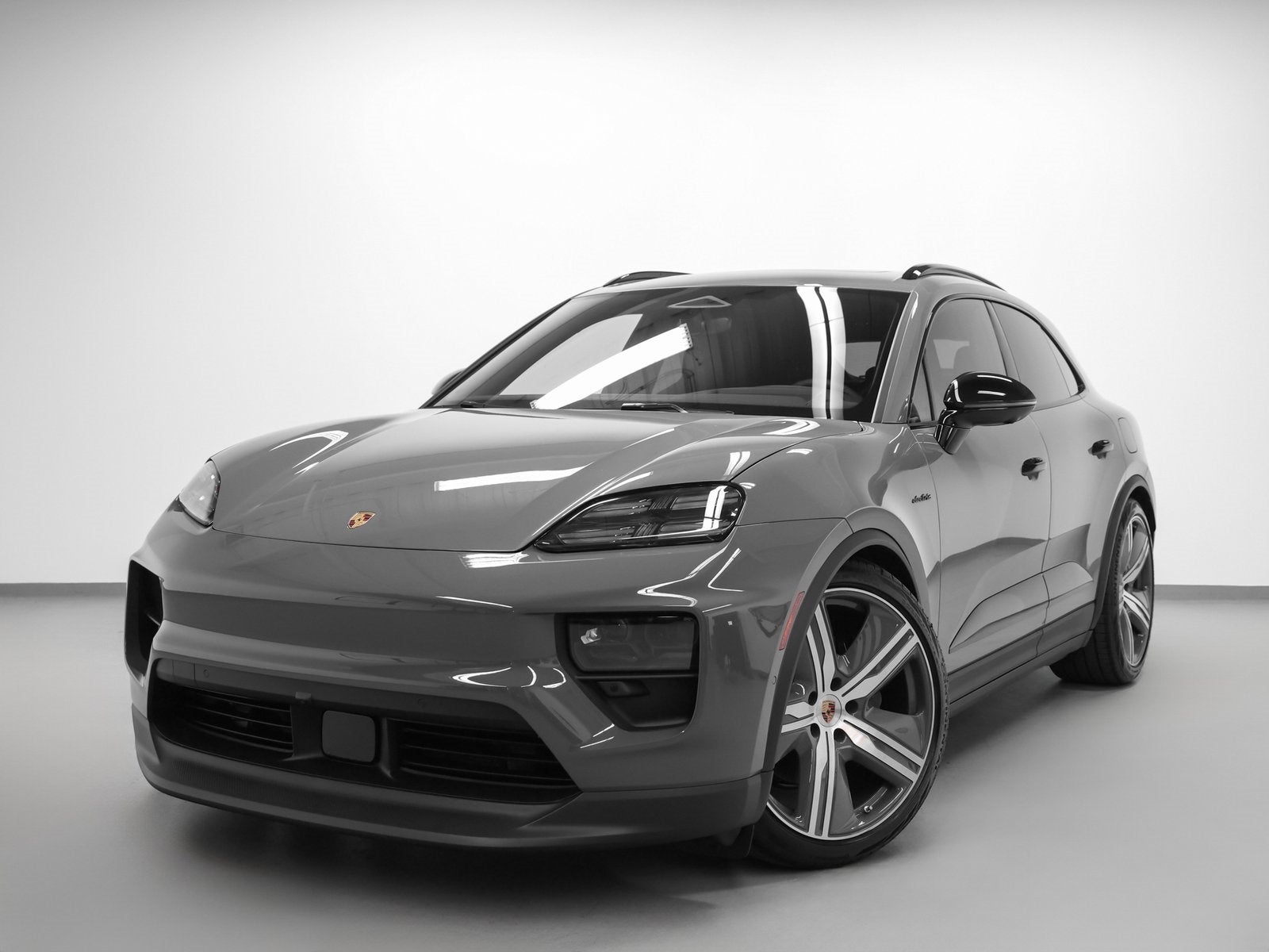 2025 Porsche Macan Macan 4S Electric