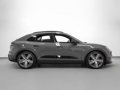 2025 Porsche Macan Macan 4S Electric