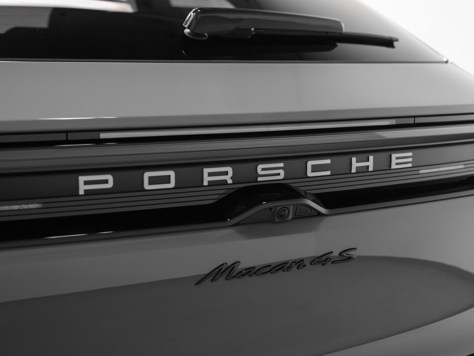 2025 Porsche Macan Macan 4S Electric