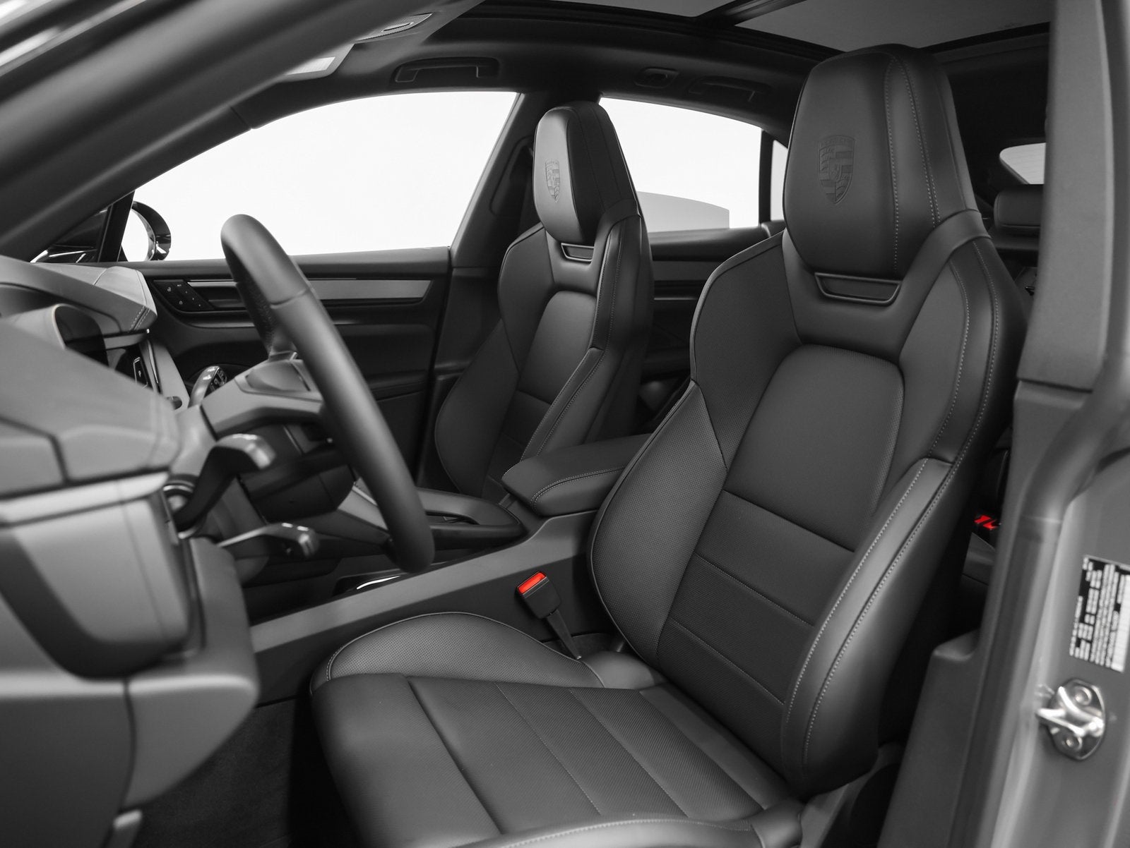 2025 Porsche Macan Macan 4S Electric