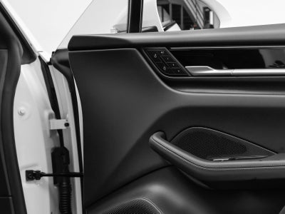 2025 Porsche Macan Macan 4S Electric