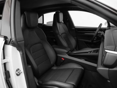 2025 Porsche Macan Macan 4S Electric