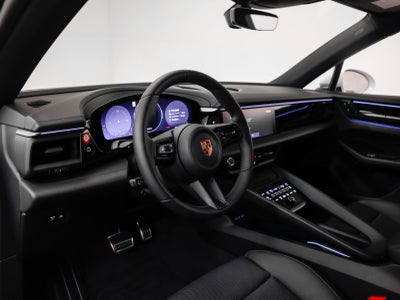 2025 Porsche Macan Macan 4S Electric