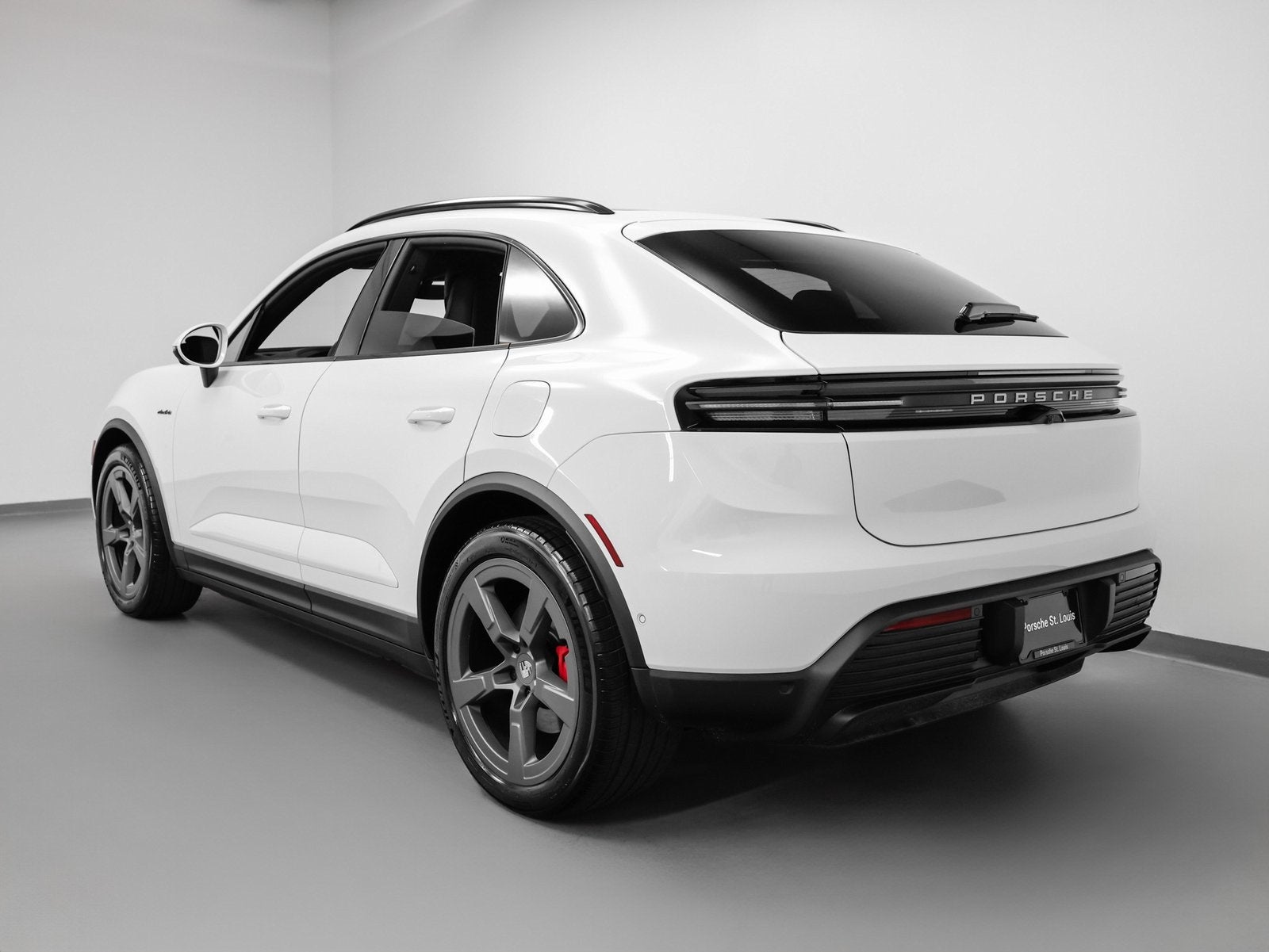 2025 Porsche Macan Macan 4S Electric