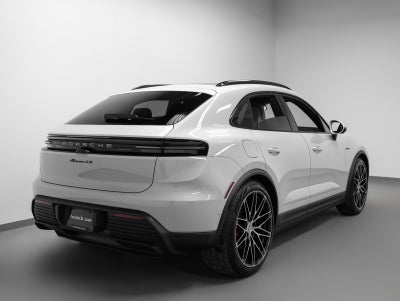 2025 Porsche Macan Macan 4S Electric