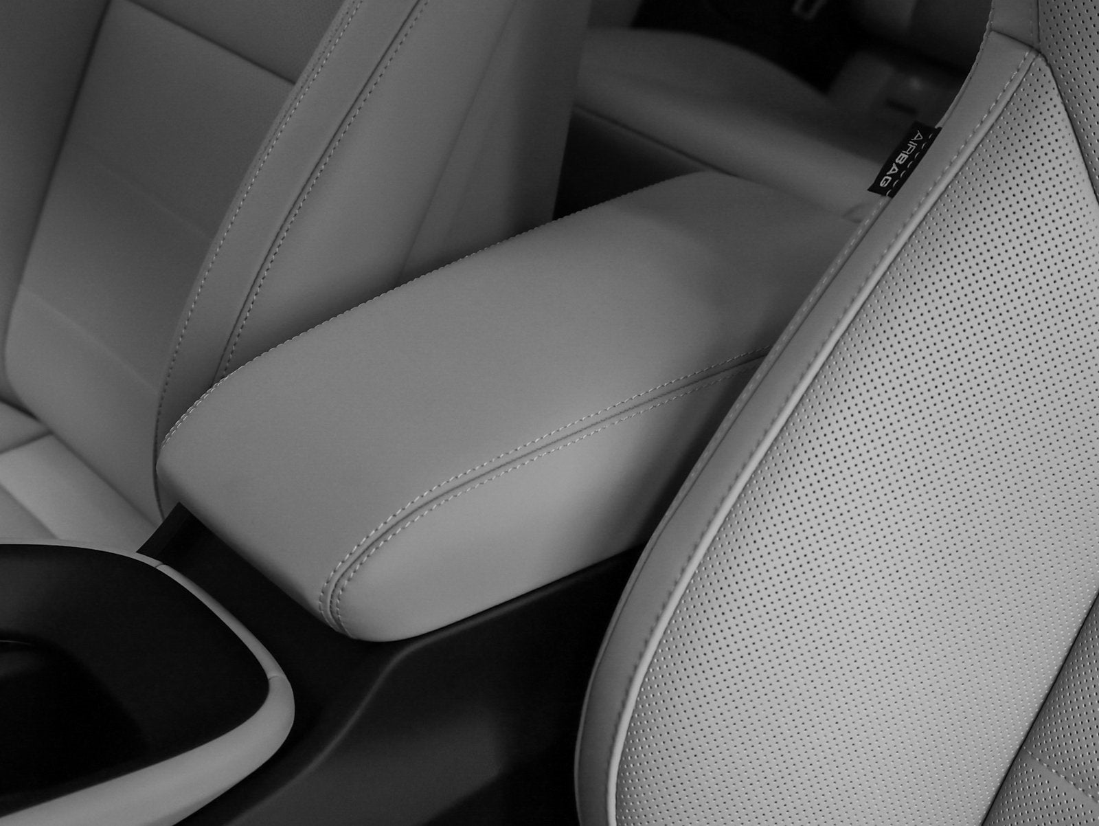 2025 Porsche Macan Macan 4S Electric