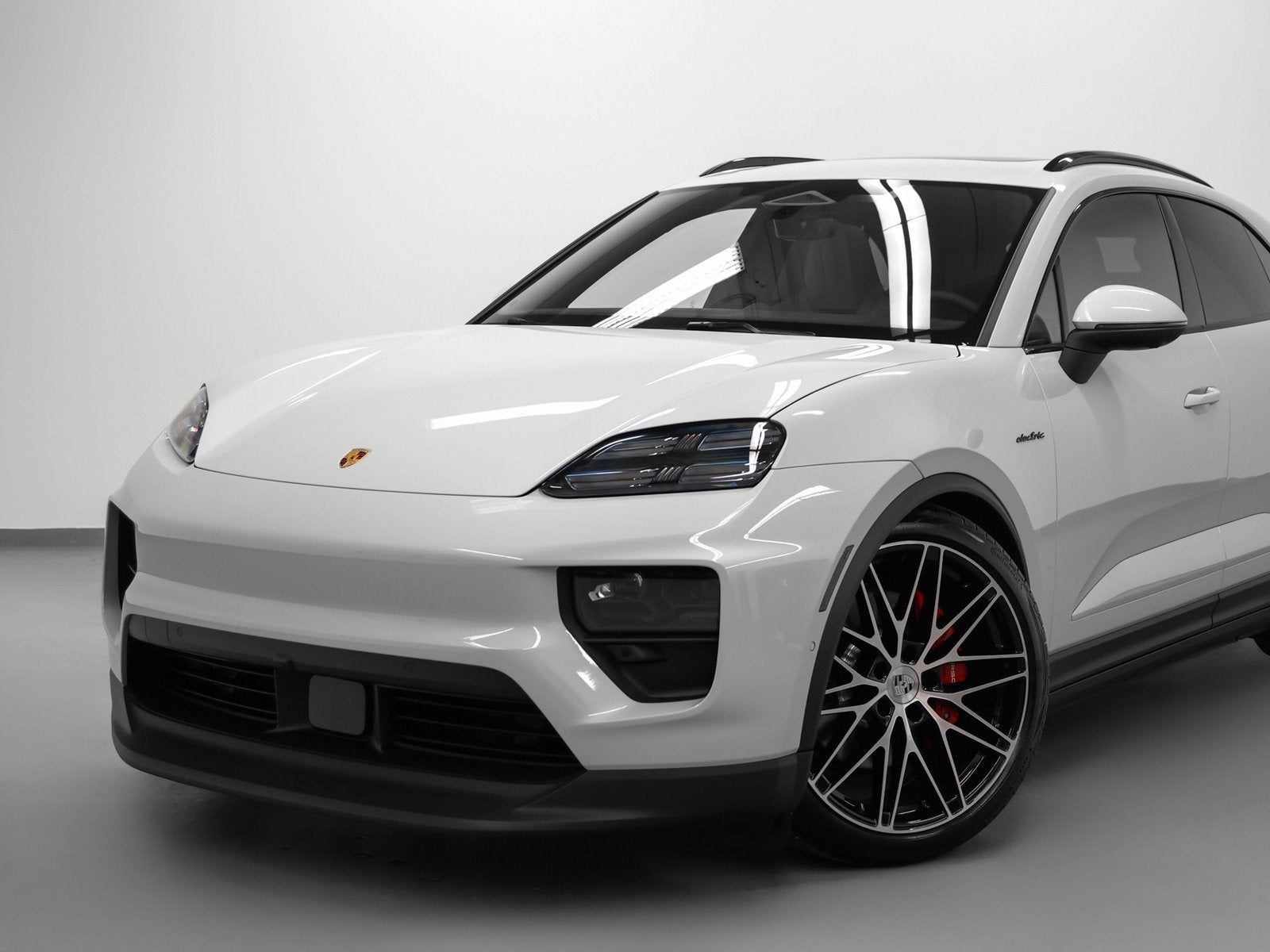 2025 Porsche Macan Macan 4S Electric