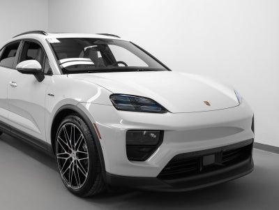 2025 Porsche Macan Macan 4S Electric