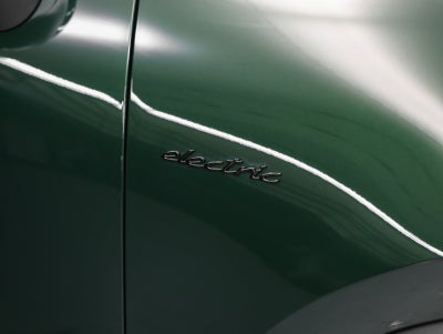 2025 Porsche Macan Macan 4S Electric