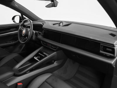 2025 Porsche Macan 4S Electric