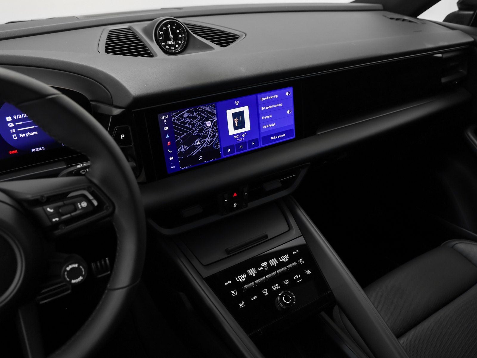 2025 Porsche Macan 4S Electric